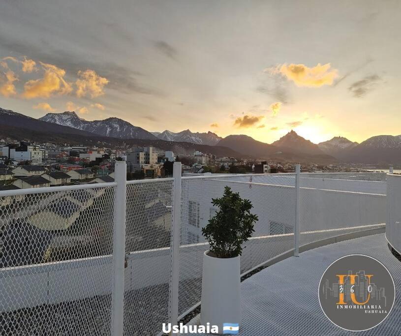 Monotower Ushuaia Apartment Exterior photo